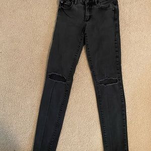 Black skinny jeans